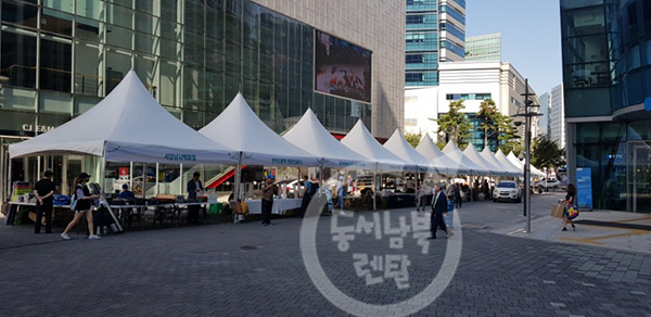 축제 행사장 몽골텐트 및 천막 설치 사례 이미지